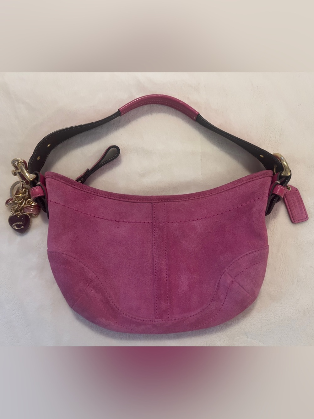 🩷 Coach Pink Suede Leather
SohoShoulder Bag Leather Y2K
56730 Vintage💚